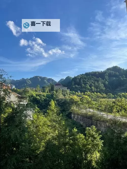 caoliu社区最新动态:全面解析2024年的最新资讯与趋势图1