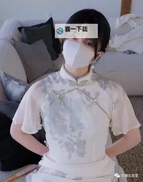 玩偶姐姐中文在线观看:探索爱情岛论坛的温馨故事图1