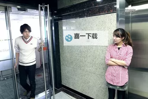 日韩产品与欧美偷怕自拍：全球潮流背后的隐秘现象图1