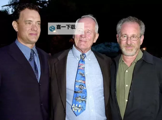 多人群P-汤姆影院：众多影迷共赏精彩大片图1