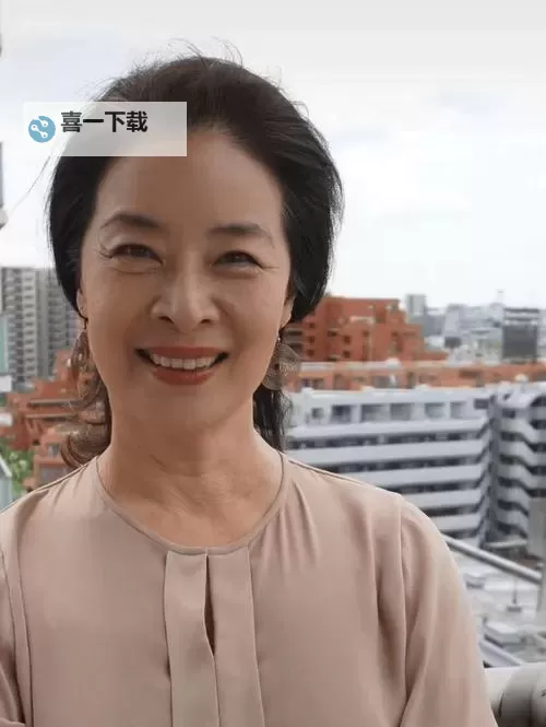 探索“重囗味另类老妇”的独特魅力与创新表达图1