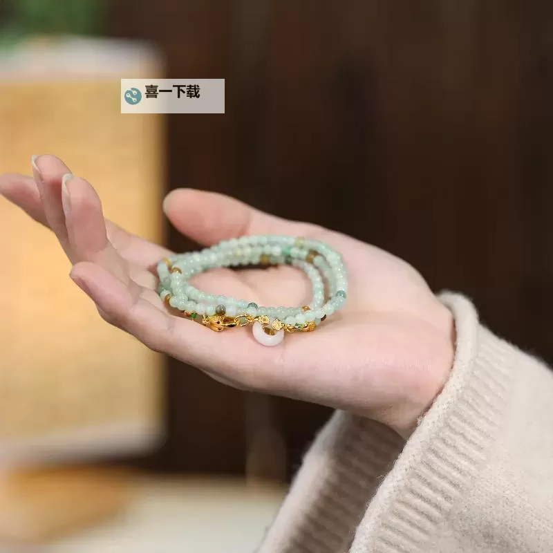 2就粒翡翠老珠中间放什么珠好看：完美搭配指南图2