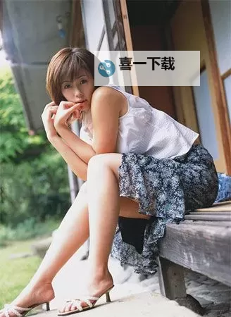 羽月希电影精选：感受日本女优的魅力与风采图1