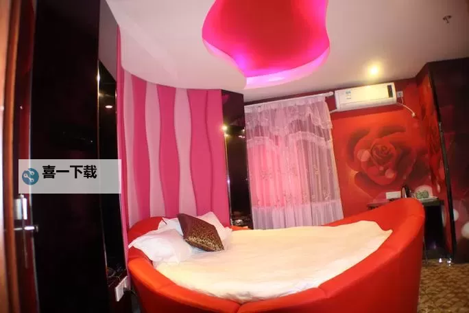 情侣酒店激情40分钟4次开放：尽享极致浪漫体验图1