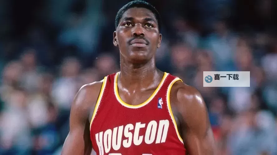 NBA2KOL奥拉朱旺：传奇中锋的经典篇章图1