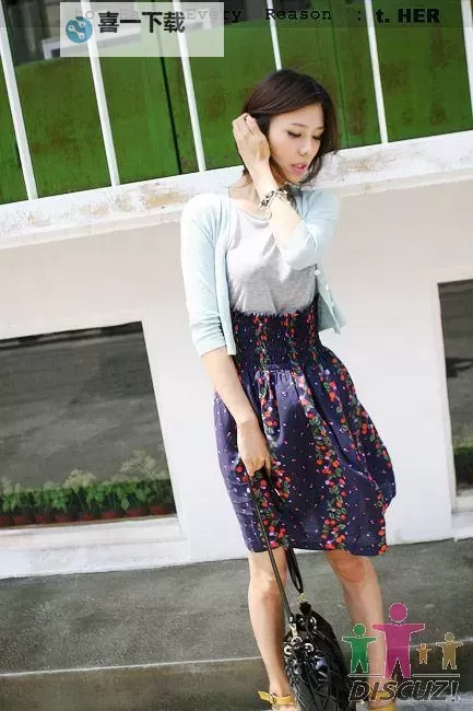 第三次生日阿雅泳装咋穿:时尚搭配指南和穿搭灵感图2