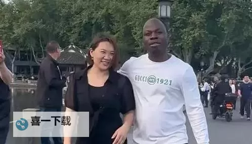 精彩集锦：姑娘小伙日皮视频带你感受青春活力图1