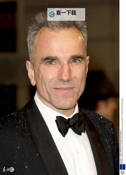 探索多元包容：同性色老头的生活故事与人性光辉图1