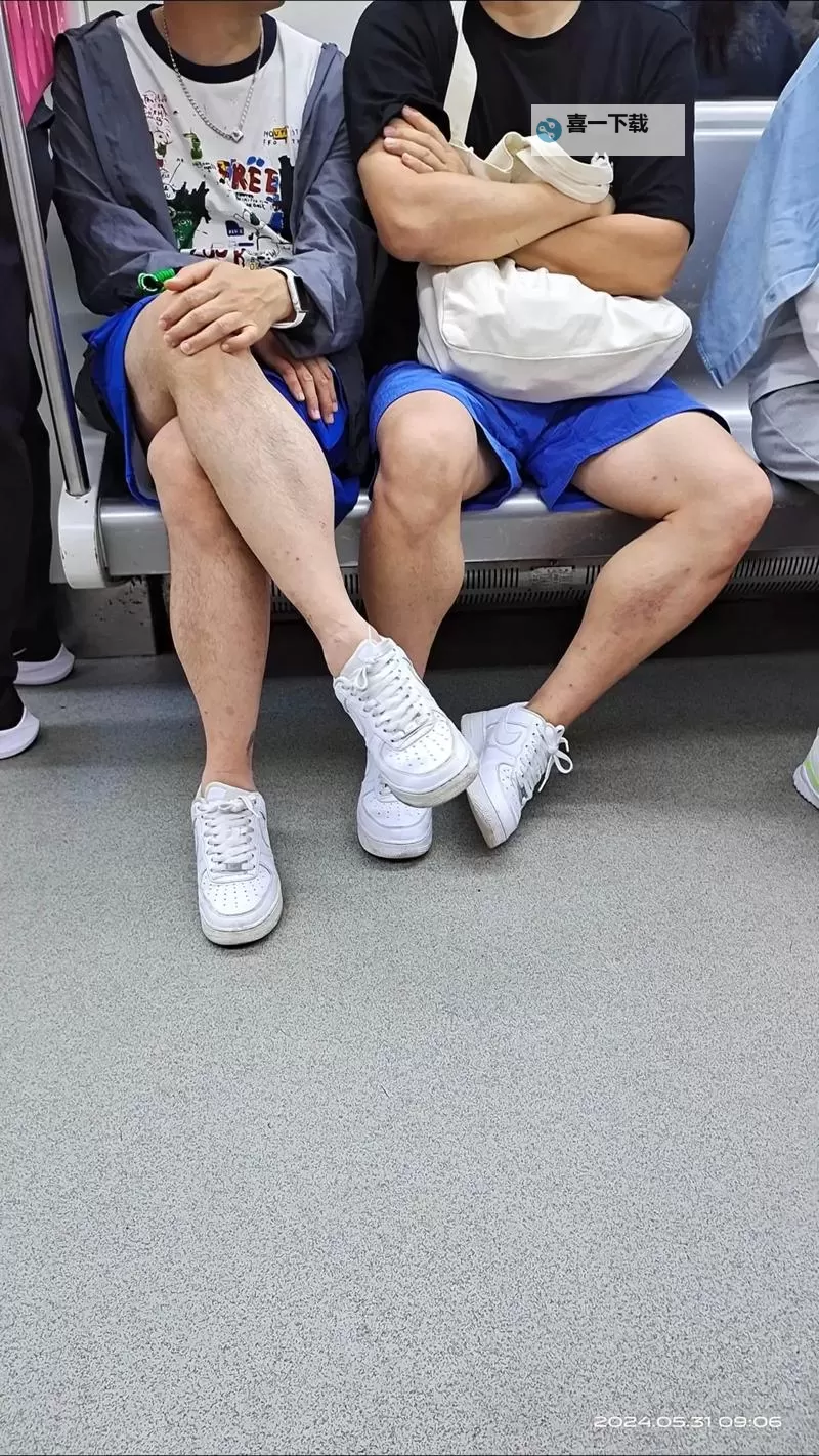 探索温馨伙伴圈：男同性恋中老年网站全面指南图2