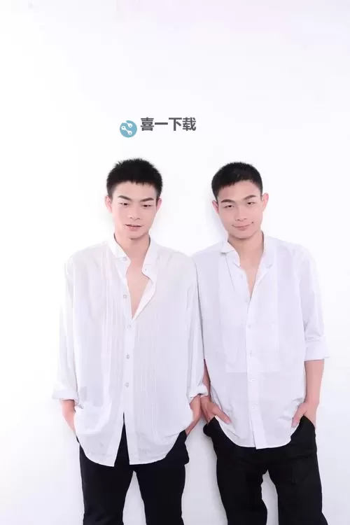 中国2人chineseboy帅哥们：展现青春魅力的双子星辉图1