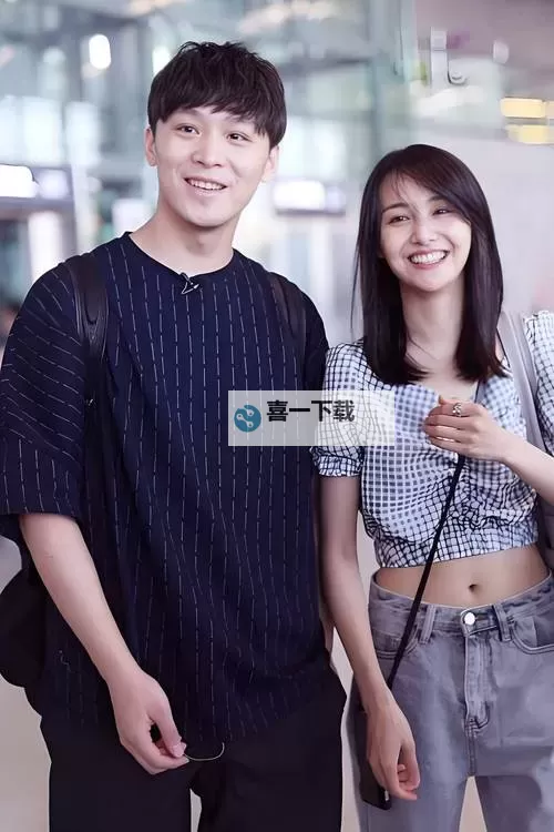 郑爽俞灏明温馨拥抱瞬间感动全场图1