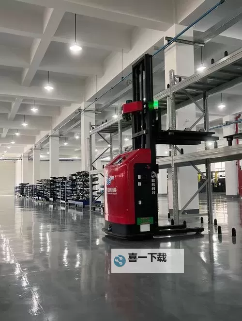 【行业前沿】正品蓝导航AGV引领智能物流新变革图1