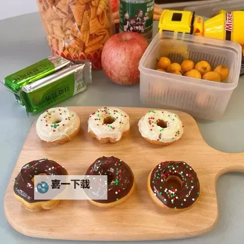 创意美食：大香肠插入甜甜圈HD，双重美味任你享图1