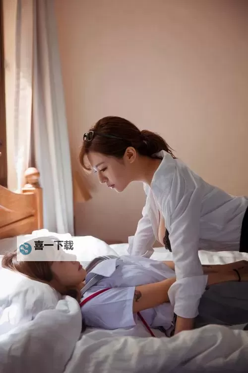 女人与公拘交酡免费看：真实故事引发深思图1