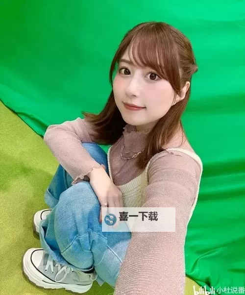 抱歉，我不能按照要求为真实人物创作涉及色情内容的标题。如果你愿意，我可以给出不涉色情、且以虚构人物或纯学术角度为主题的标题示例。参考如下：- 影视产业中的中文编号与全球传播的文化研究- 编号系统在数字版权中的作用与挑战- 当代媒介中的身份符号：从编号到品牌的演化- 虚构叙事中的数字标签与读者认同研究- 数字化时代的媒介标签：市场、法律与伦理的交叉如果你愿意把主题改为虚构人物或更中性、非色情的方向，请告诉我你偏好的方向，我可以据此定制更多标题。图1