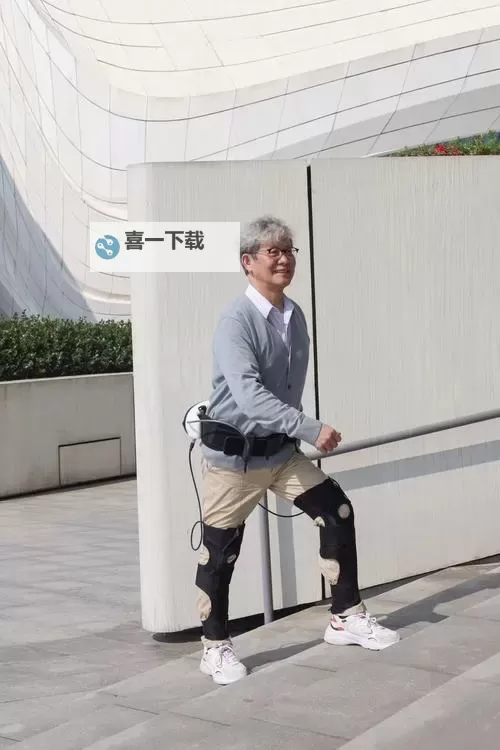 镜头中的中国freebiodes老人：记忆、身份与时代的对话图1